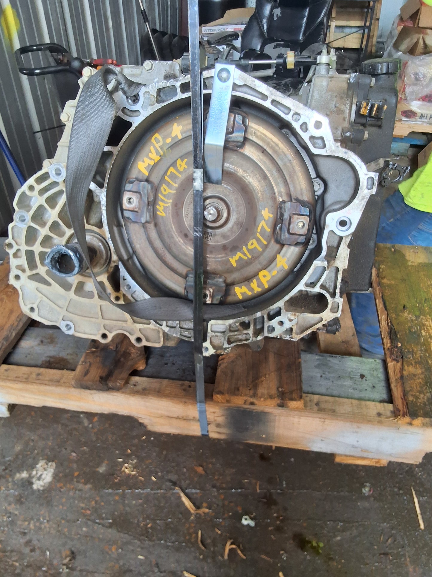 2012 BUICK LACROSSE  -  AUTOMATIC TRANSMISSION - #M19174
