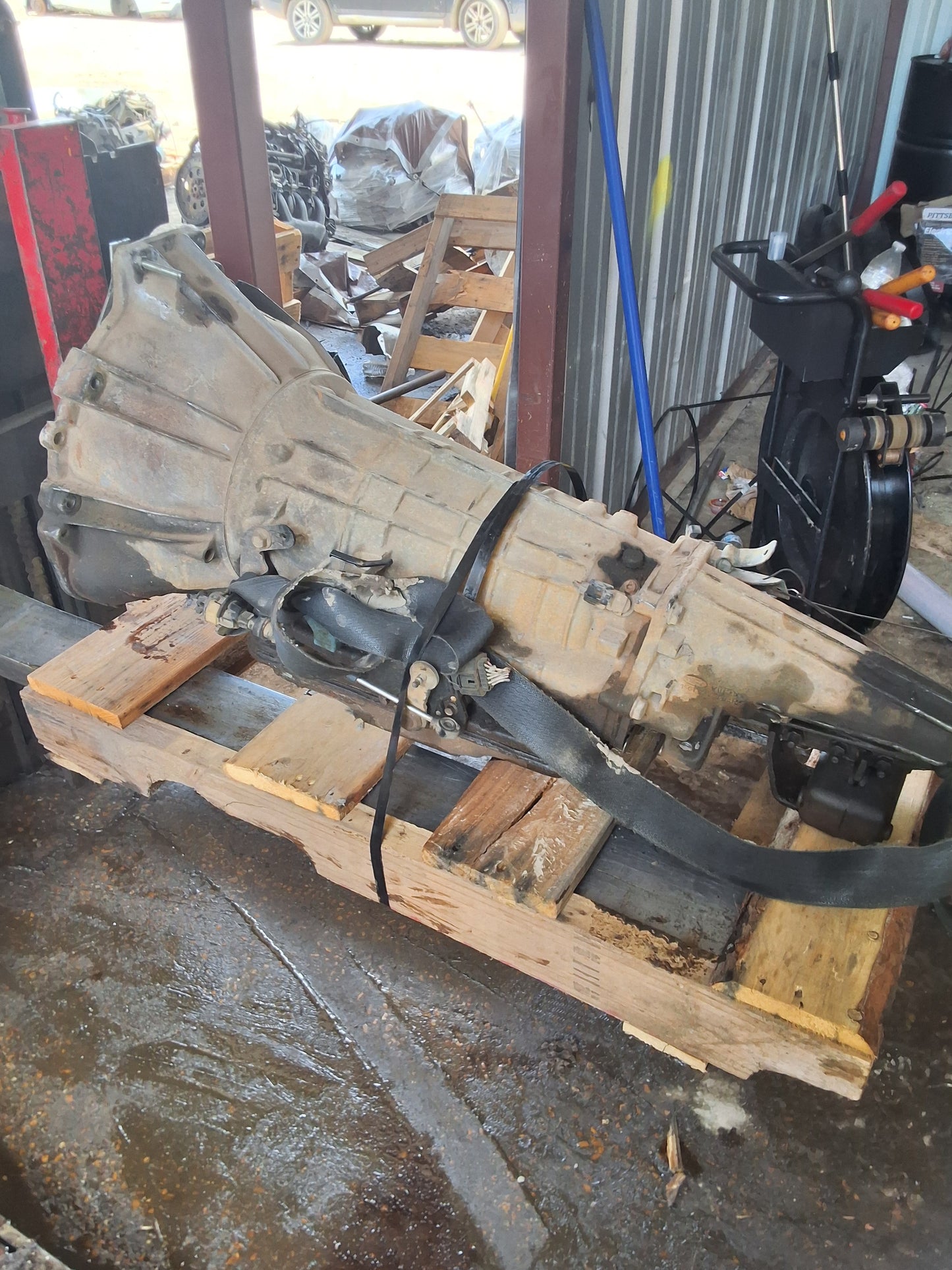 1999-2000 FORD EXPLORER  -  AUTOMATIC TRANSMISSION - #M19182