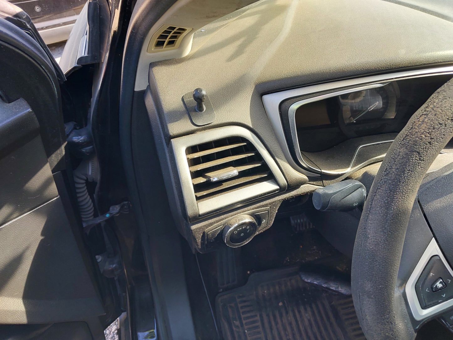 2013 Ford Fusion - Stock #:M18742 - MR-12