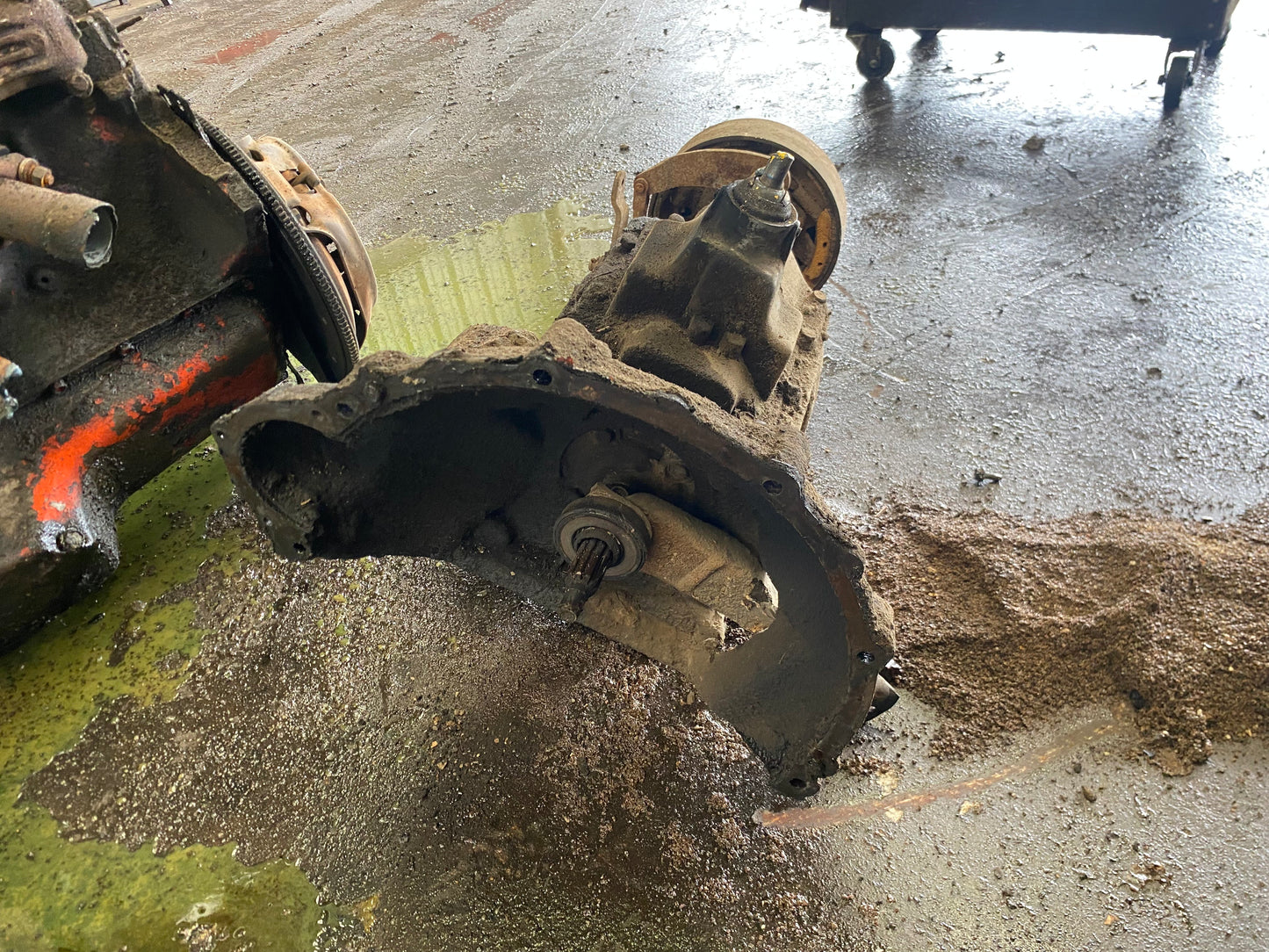 1976-1979 Ford F350 - Transmission -#M19263