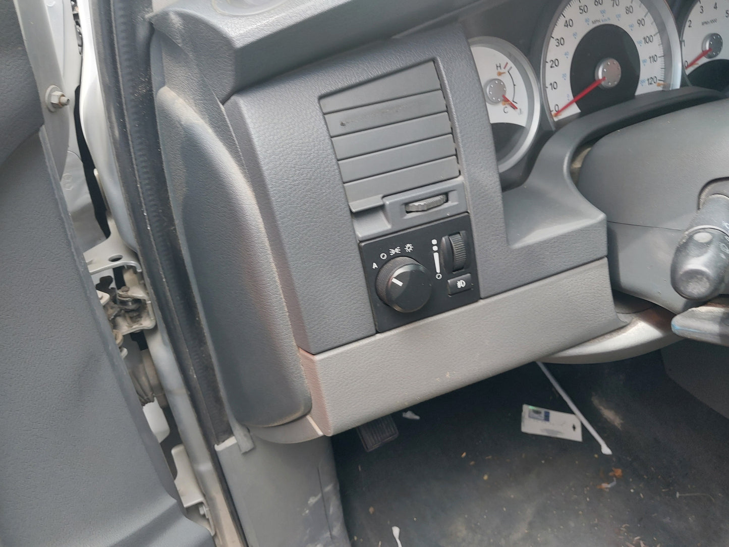 2004-2006 Dodge Durango - Stock #: M18787