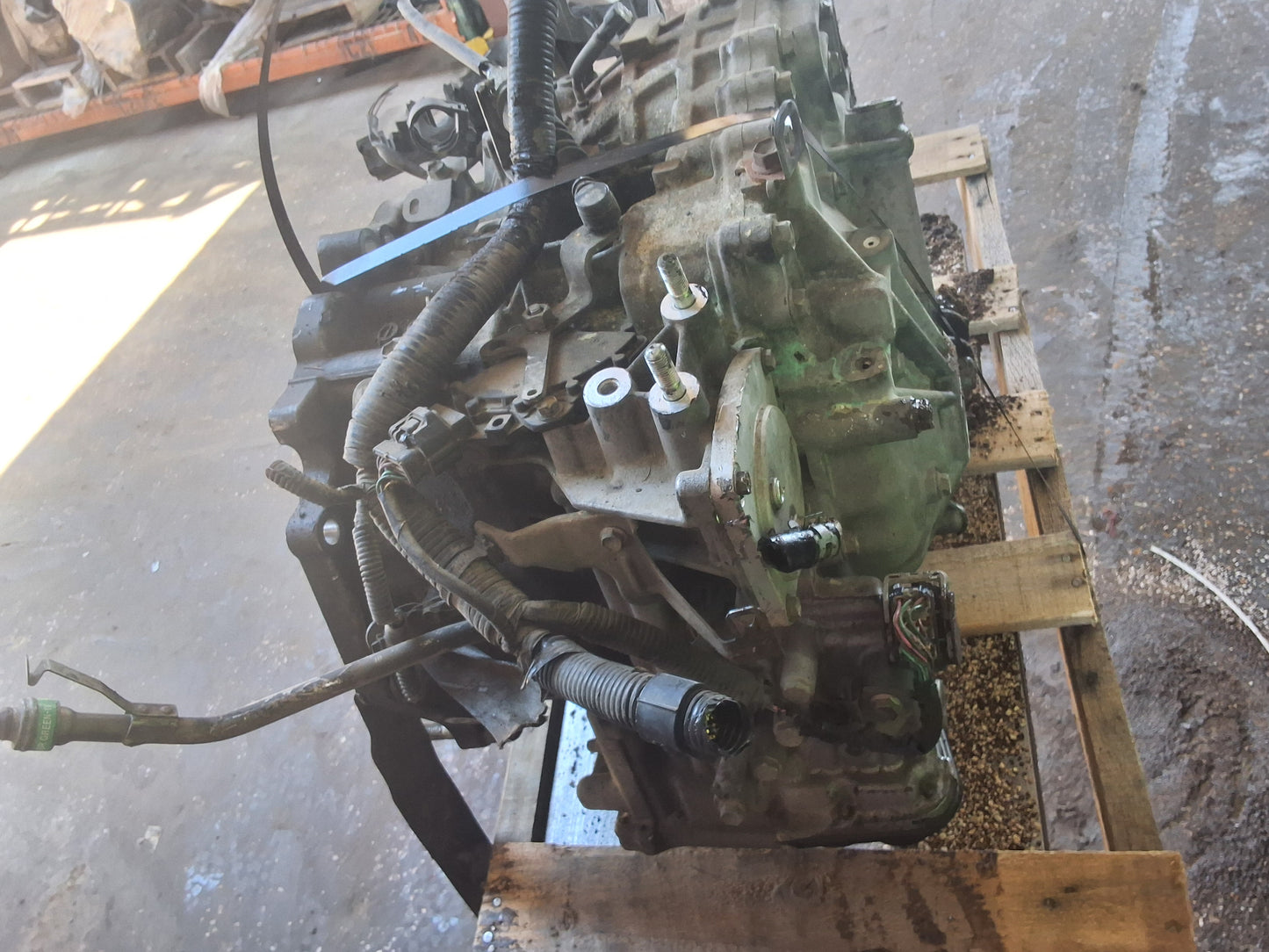 2010-2013 Suzuki Kisashi - Transmission -#M19427