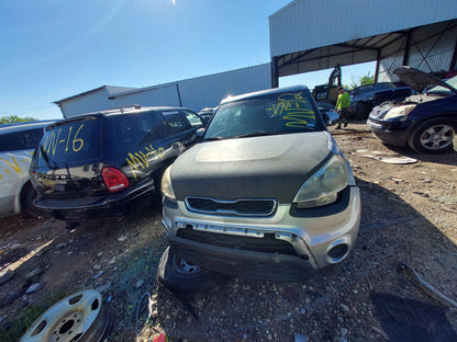 2010-2013 KIA SOUL - PARTING OUT- MV-12- # M18822