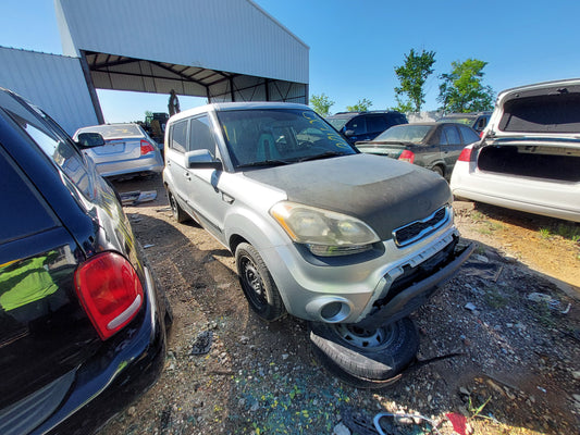 2010-2013 KIA SOUL - PARTING OUT- MV-12- # M18822
