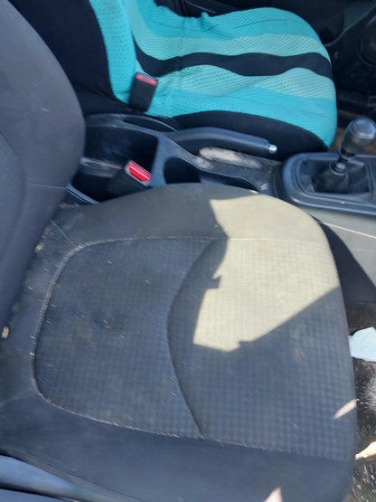 2010-2013 KIA SOUL - PARTING OUT- MV-12- # M18822
