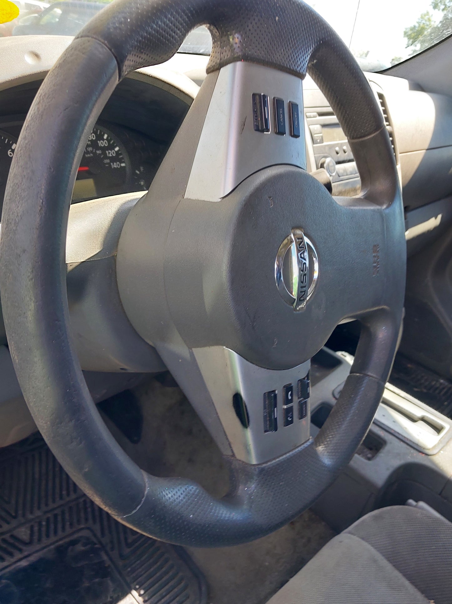 2015 NISSAN FRONTIER - STOCK #M18806