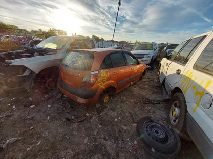 2006-2007 Kia Rio - Stock #: M18833