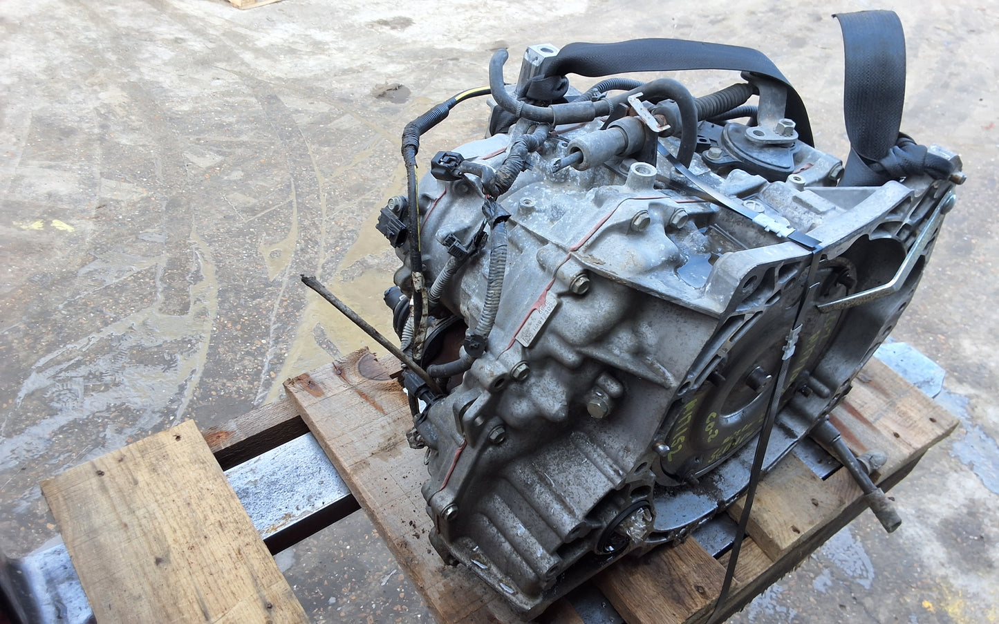 2013 - 2016 Nissan Sentra  - Transmission -#17152