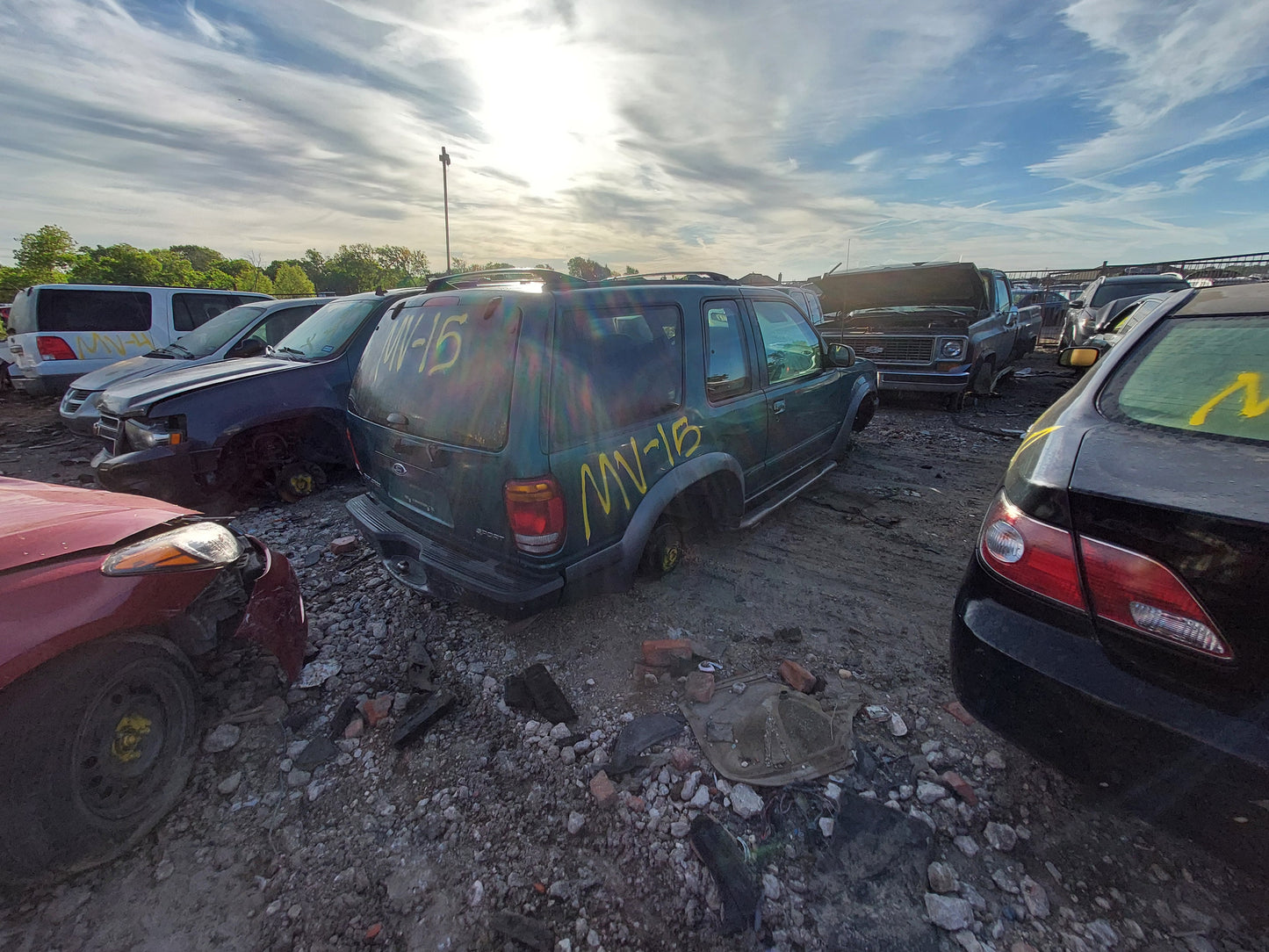 1995-2002 FORD EXPLORER- PARTING OUT- MV-15- # M18825