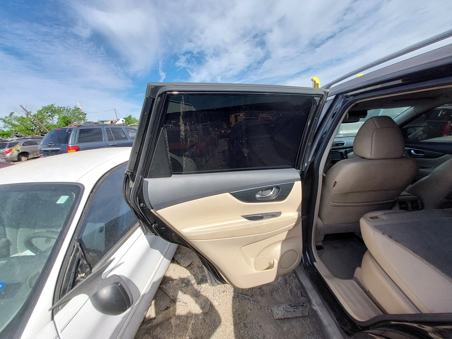 2014 NISSAN ROGUE - STOCK #M18800