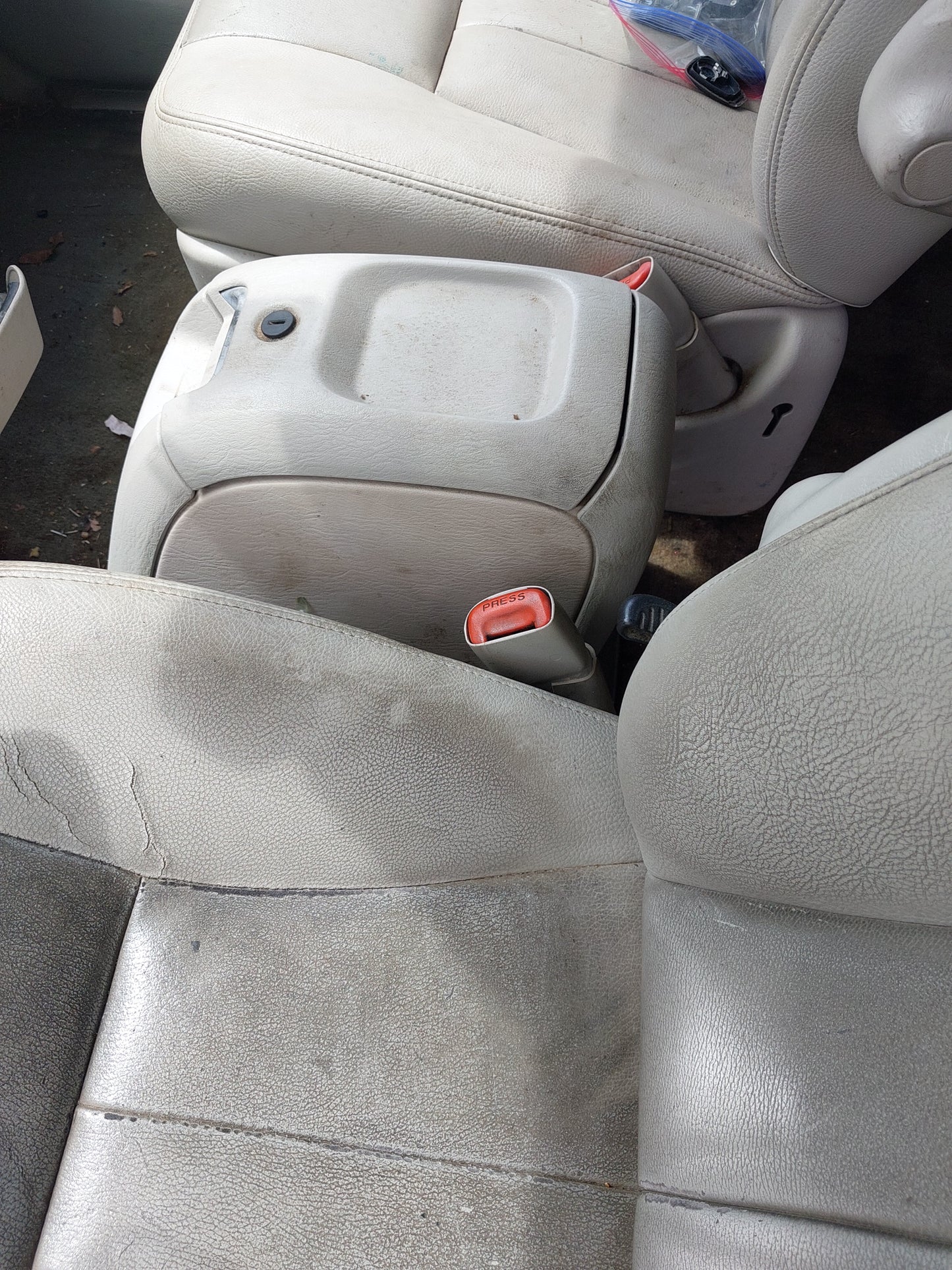 2005 Dodge Caravan - Stock #: M18852 - MX-2