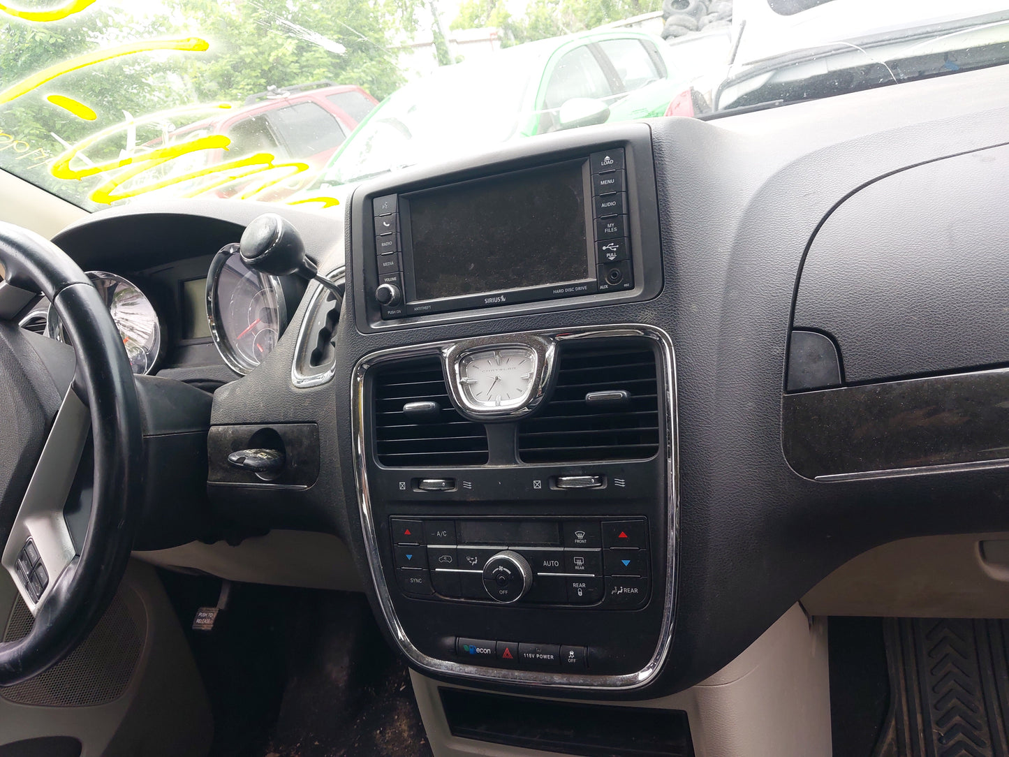 2011-2016 Chrysler Town & Country - Stock #: M18849