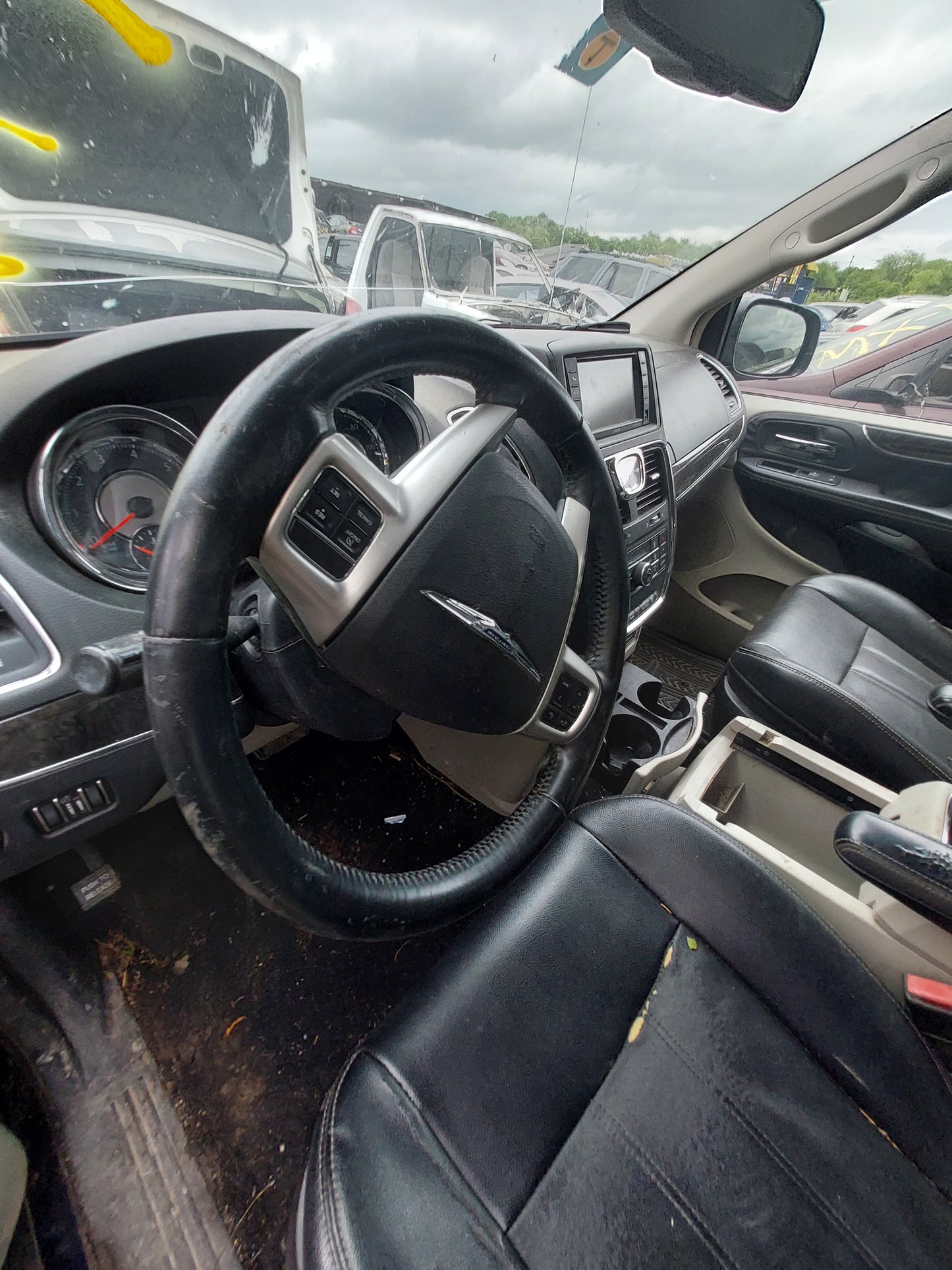 2011-2016 Chrysler Town & Country - Stock #: M18849