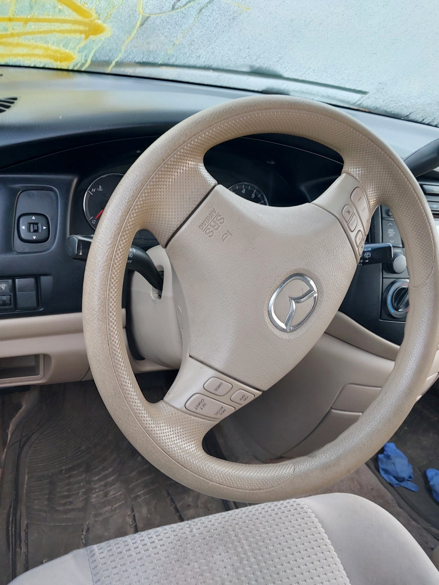 2004 Mazda MPV - Stock #: M18906 - MXB-16