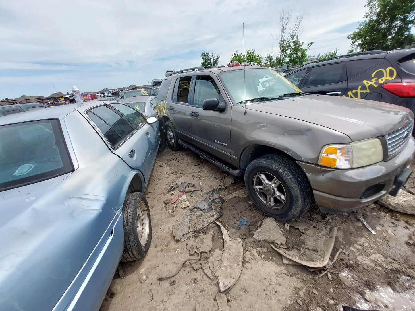 2002-2005 Ford Explorer - Stock #: M18900
