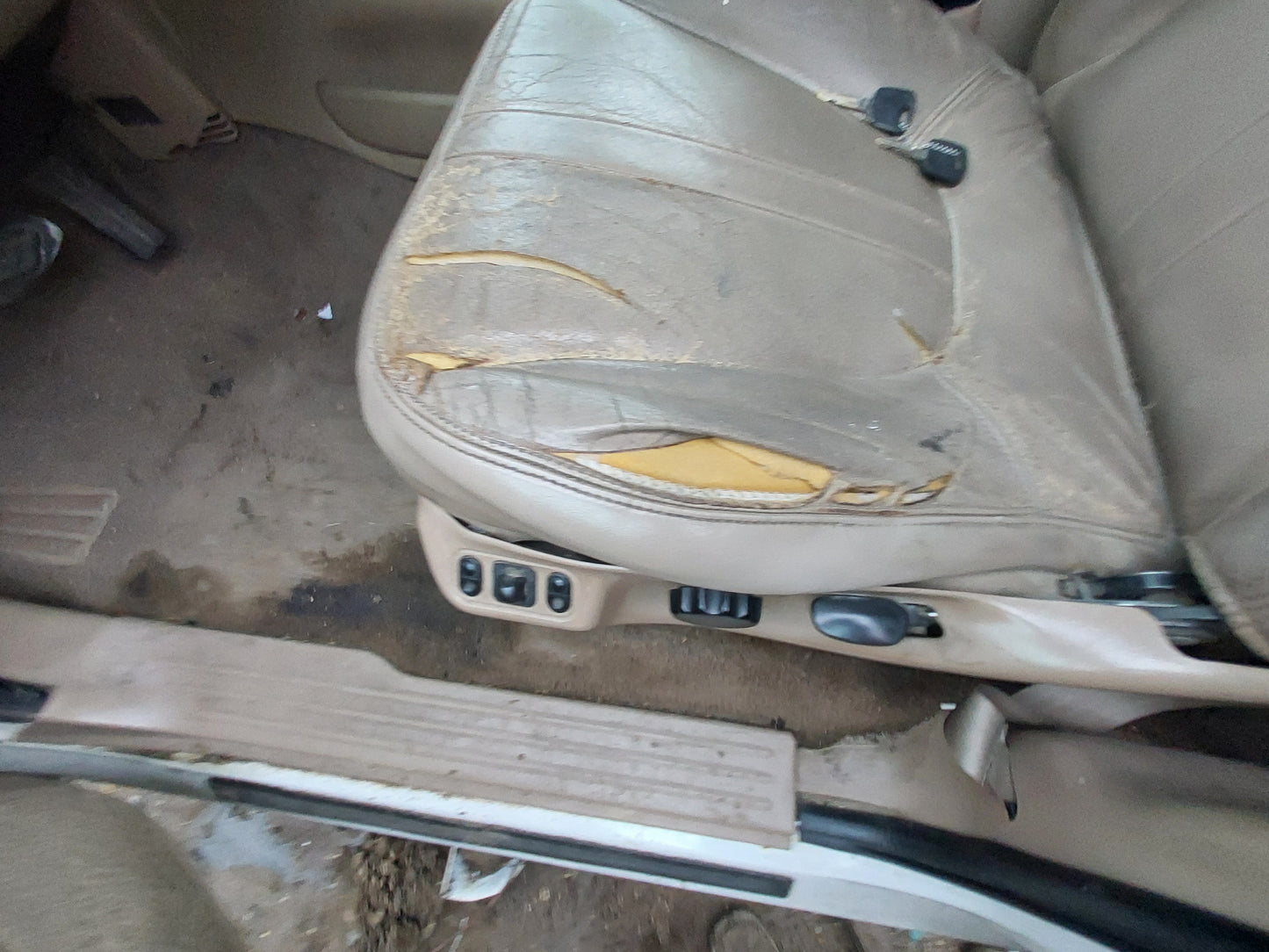 1998 Ford Expedition - Stock #: M18904 - MXB-14