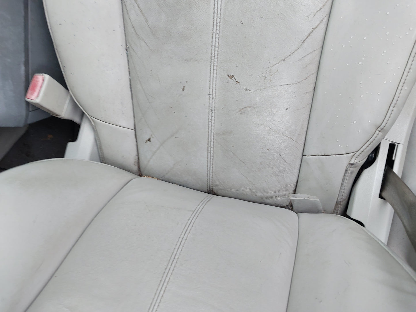 2008-2010 Chrysler Town & Country - Stock #: M18892