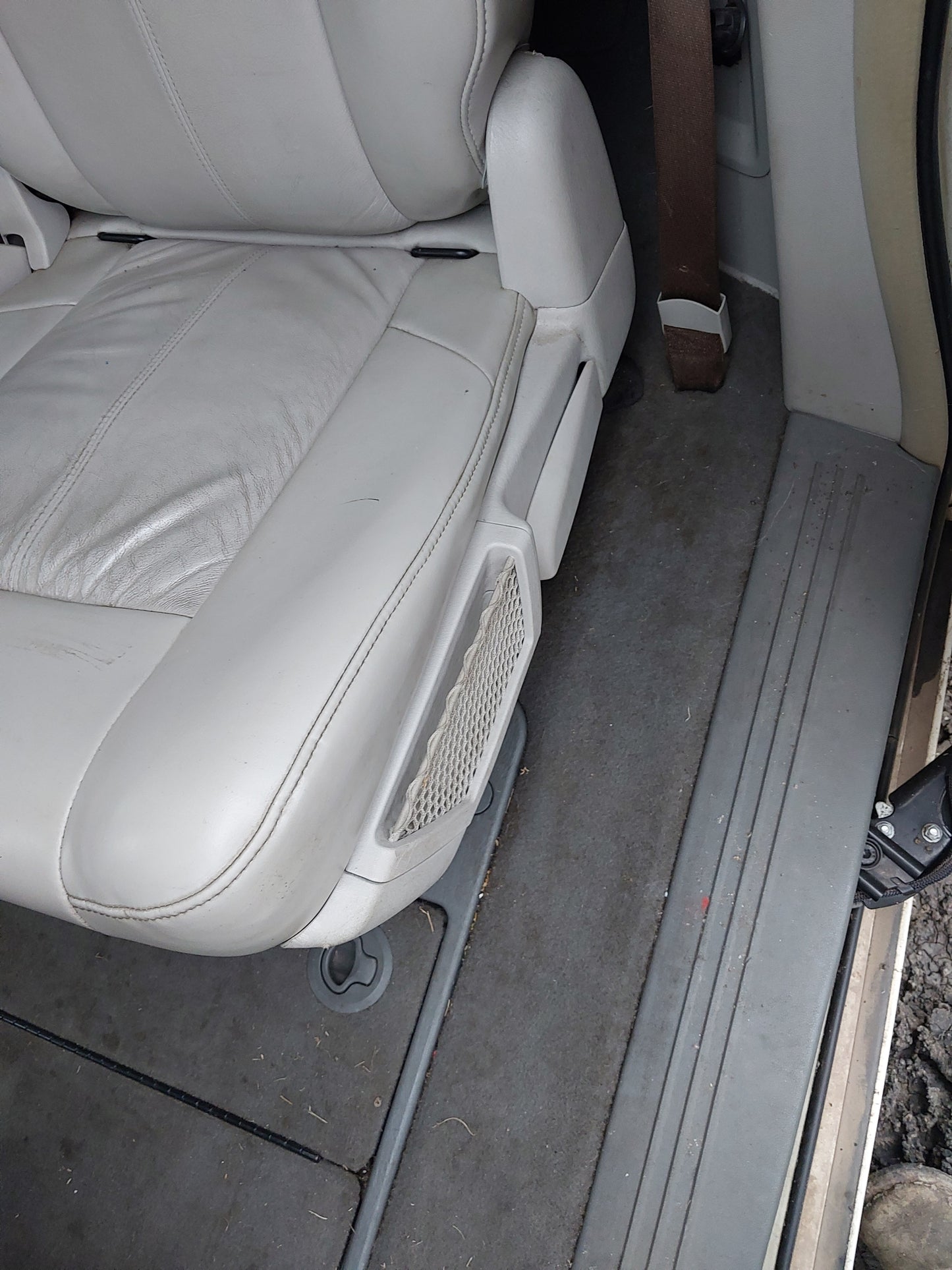 2008-2010 Chrysler Town & Country - Stock #: M18892