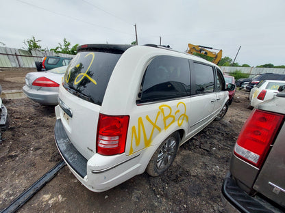 2008-2010 Chrysler Town & Country - Stock #: M18892