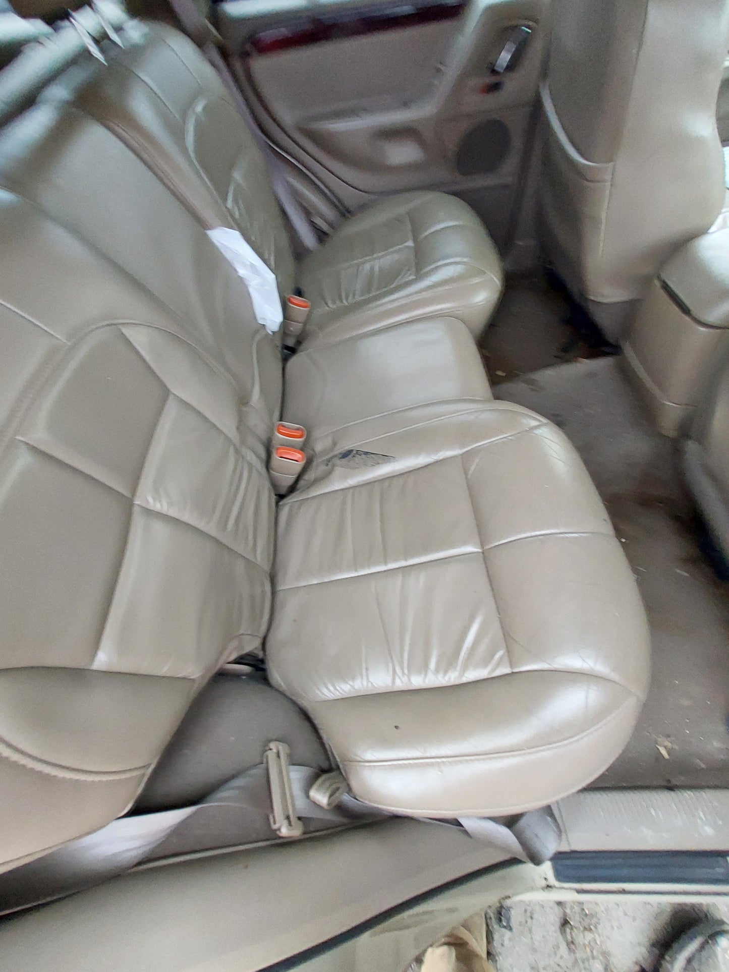 1999-2004 JEEP CHEROKEE - PARTING OUT- MXB-6 Stock #: M18896