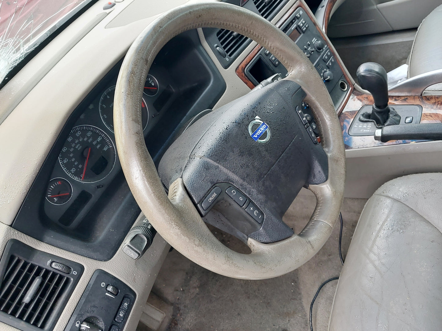2006 VOLVO XC70 - STOCK #M18915