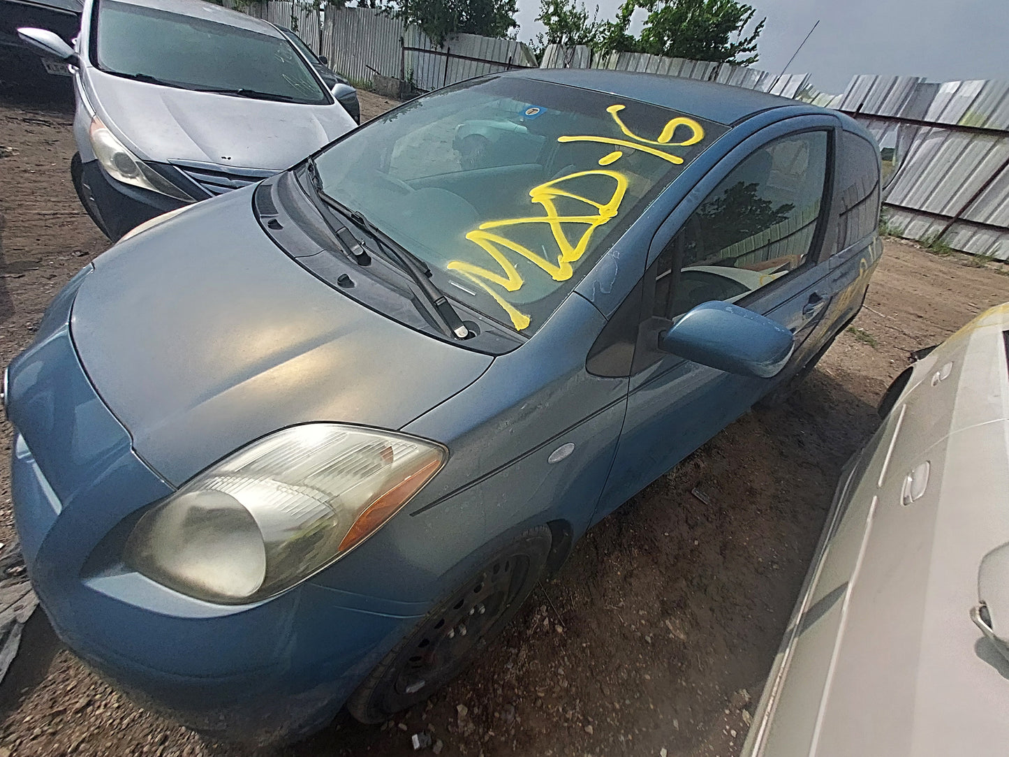 2009-2011 Toyota Yaris - Stock #: M18946