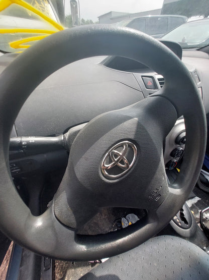 2009-2011 Toyota Yaris - Stock #: M18946