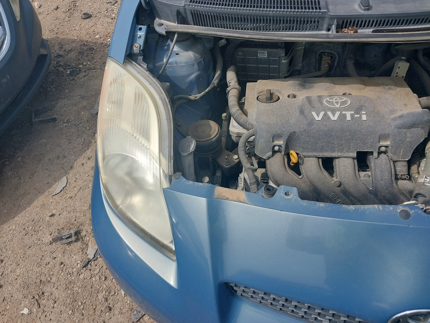 2009-2011 Toyota Yaris - Stock #: M18946