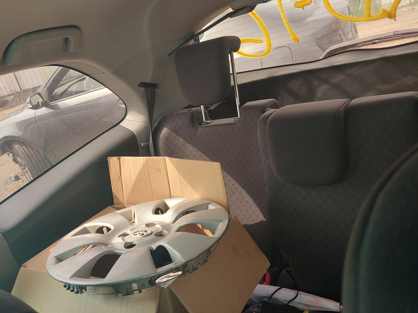 2009-2011 Toyota Yaris - Stock #: M18946