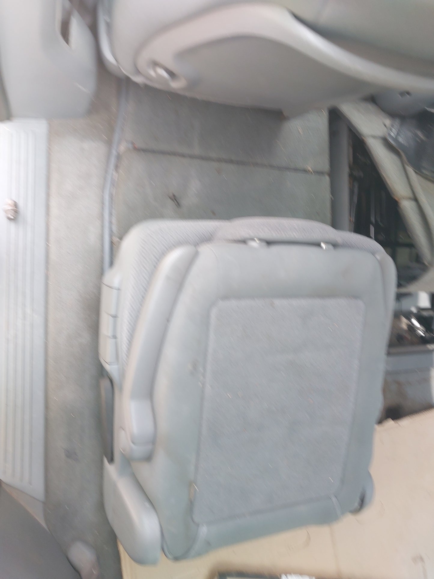 2005-2007 Chrysler Town & Country - Stock #: M18942