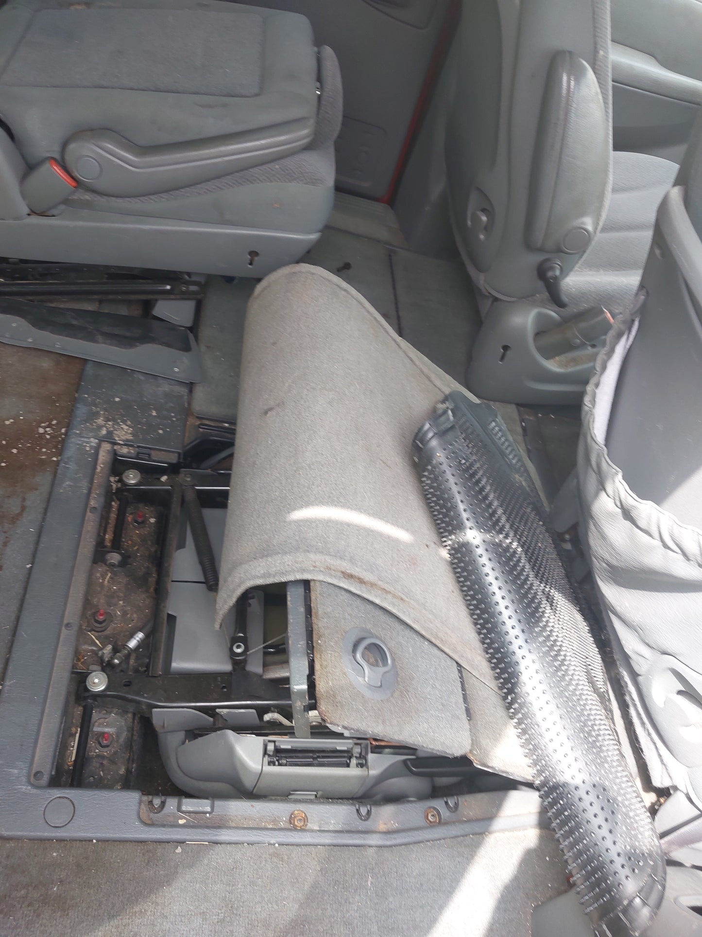 2005-2007 Chrysler Town & Country - Stock #: M18942