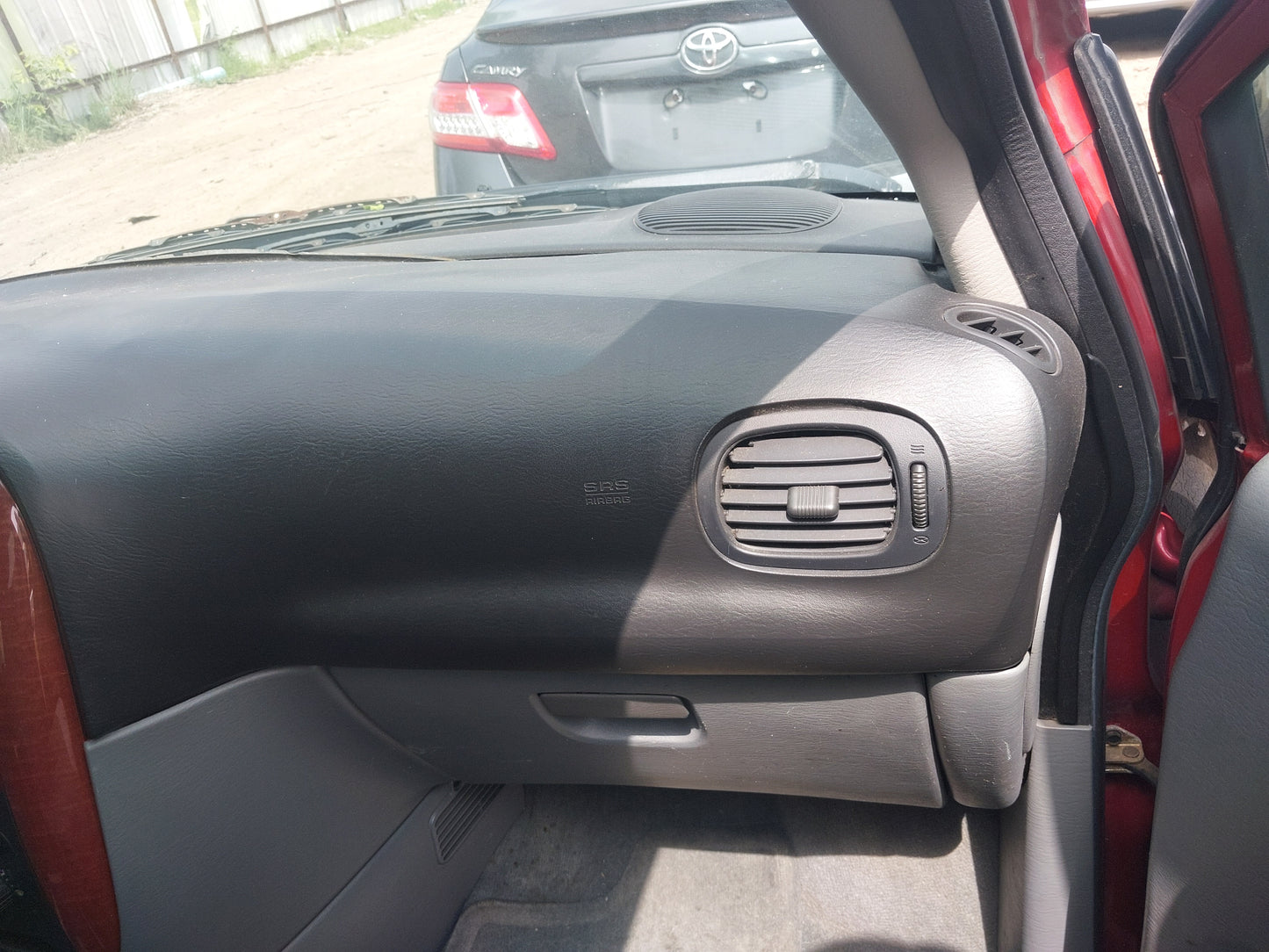 2005-2007 Chrysler Town & Country - Stock #: M18942