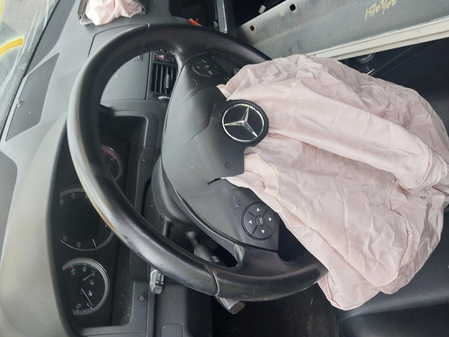 2008-2015 MERCEDES BENZ C300- PARTING OUT - MXD-8  Stock #: M18938