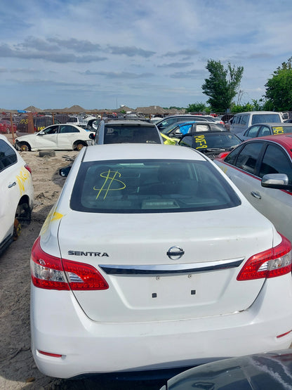 2014 Nissan Sentra - Stock #: M18967 - MXE-17