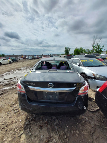 2015 Nissan Altima - Stock #: M18965 - MXE-15