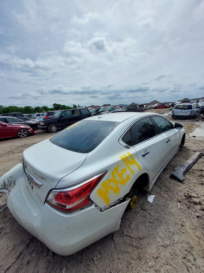 2015 Nissan Altima - Stock #: M18964