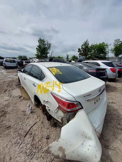 2015 Nissan Altima - Stock #: M18964