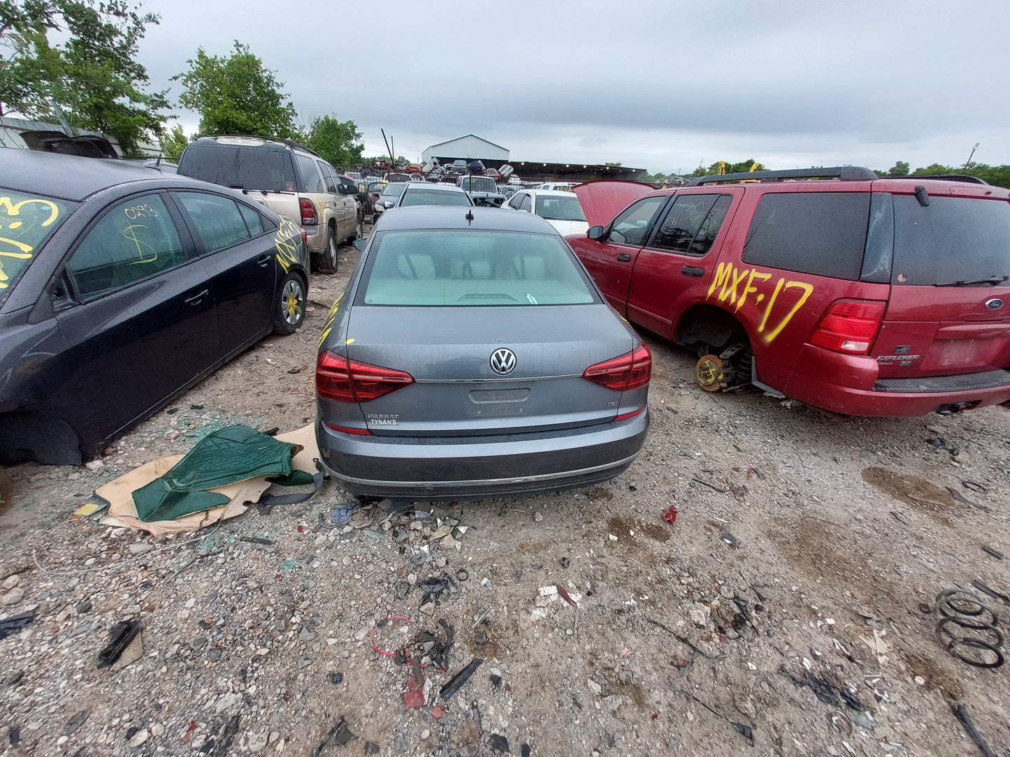 2017 VOLKSWAGEN PASSAT - STOCK #M18920