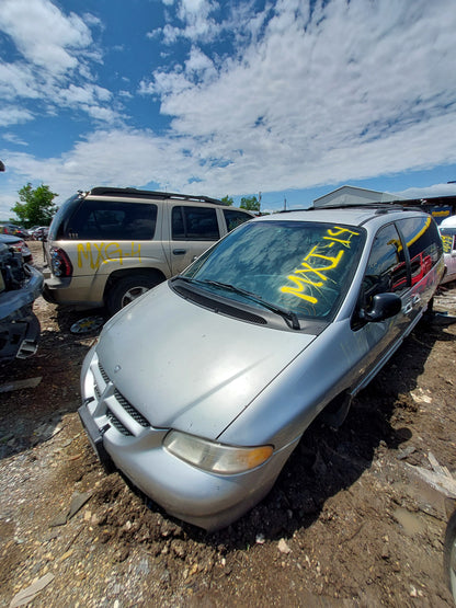 1996-2000 Dodge Caravan - Stock #: M19044