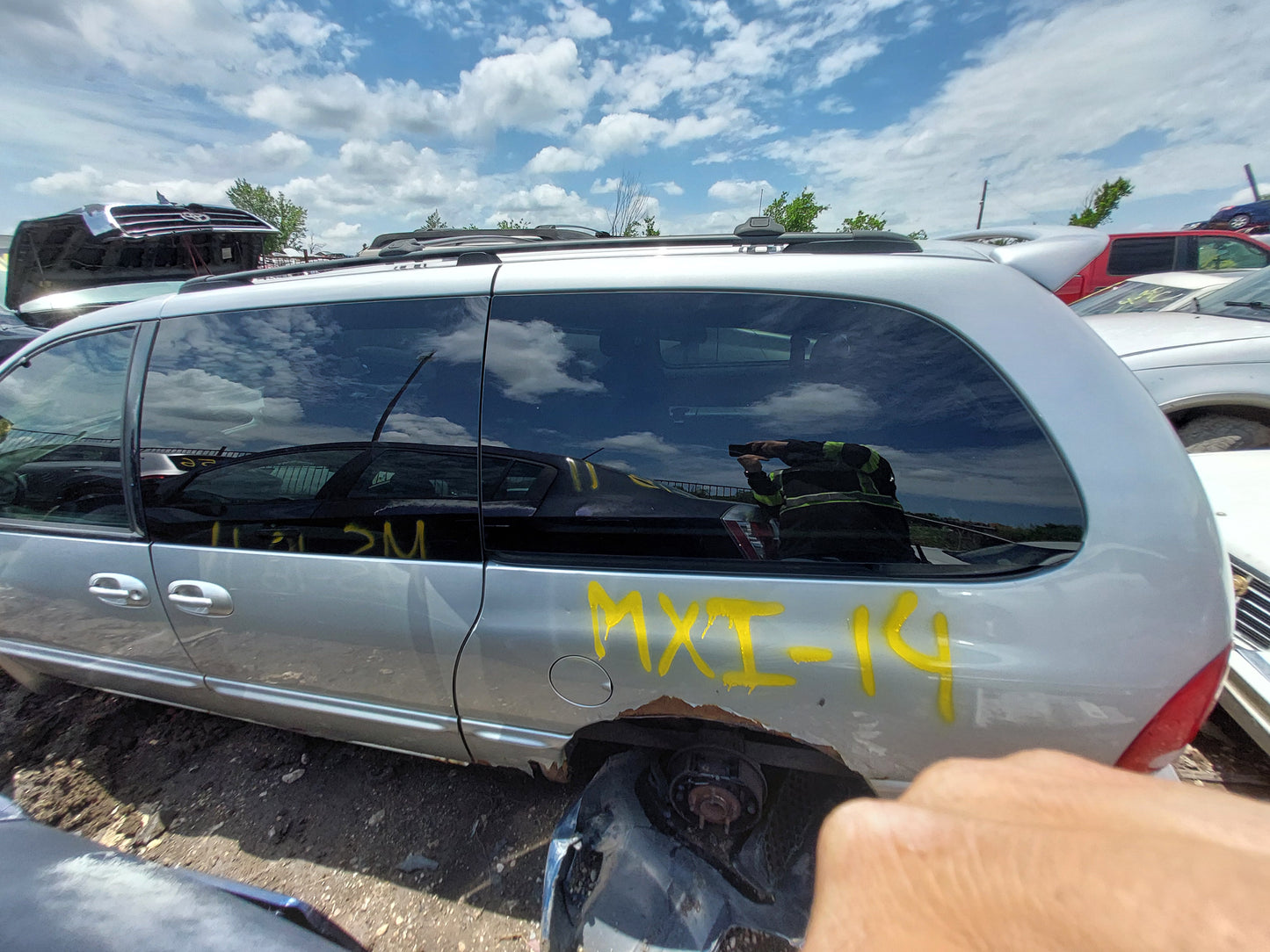 1996-2000 Dodge Caravan - Stock #: M19044