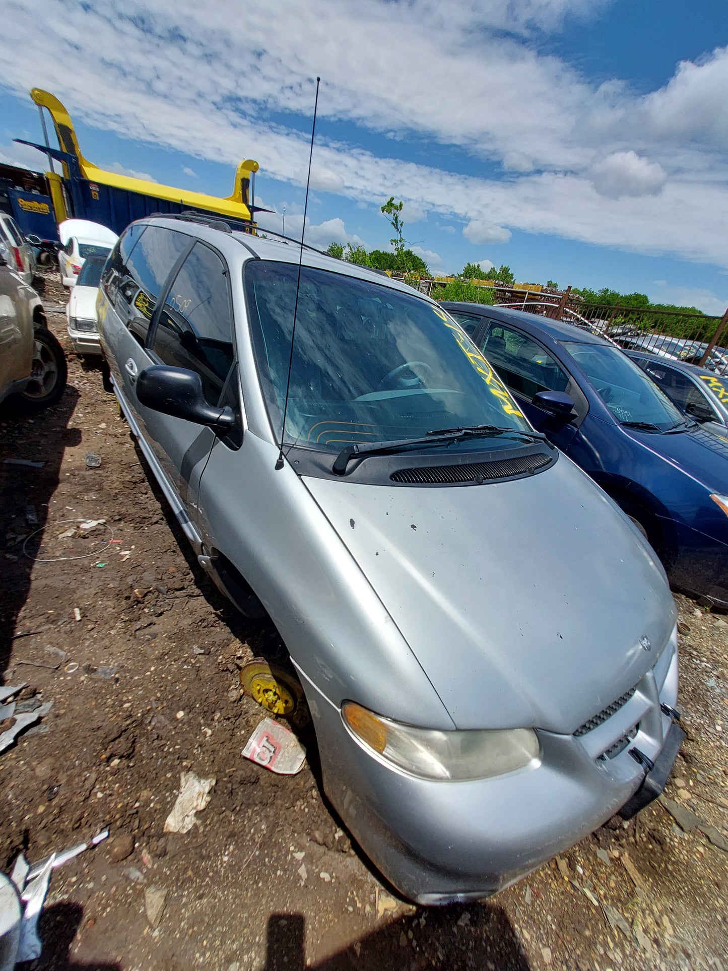 1996-2000 Dodge Caravan - Stock #: M19044