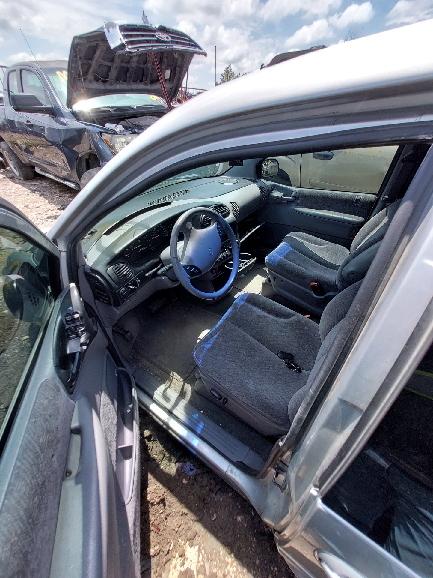 1996-2000 Dodge Caravan - Stock #: M19044