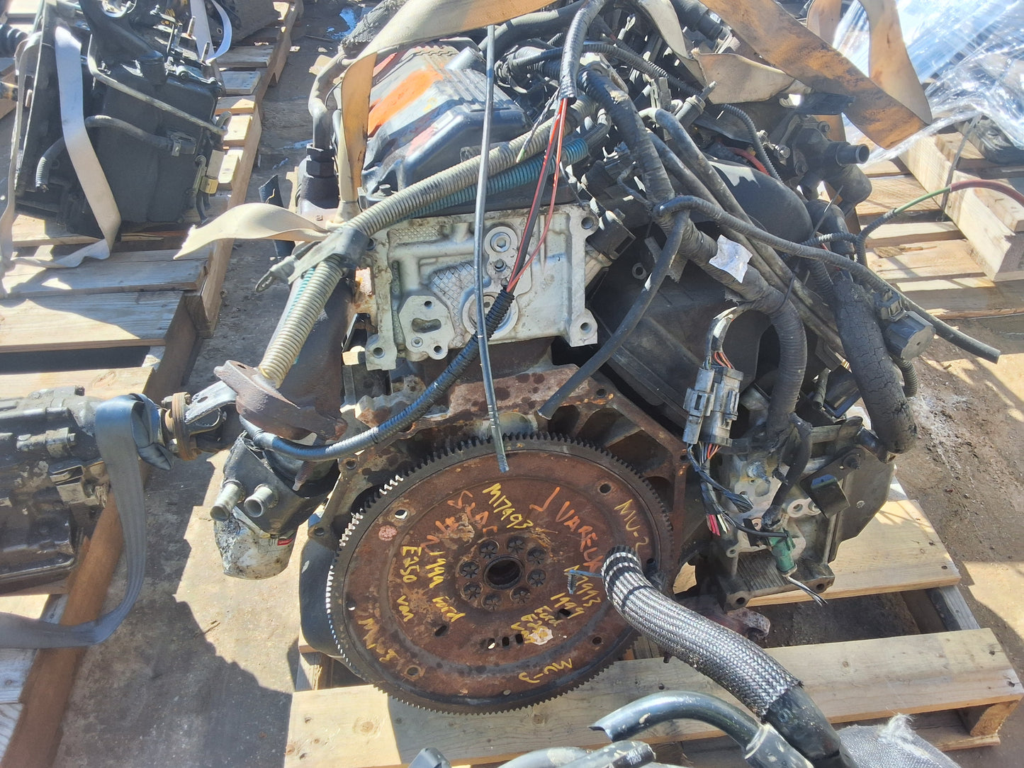 1999-2002 FORD E250 - 5.4 L ENGINE - #M17993
