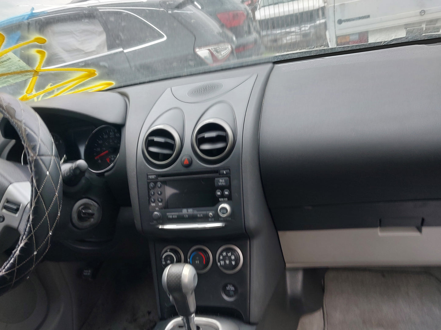 2011 NISSAN ROGUE - STOCK #M19072