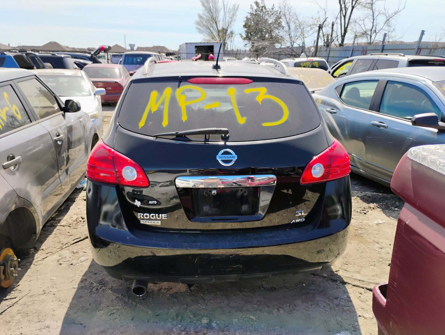 2010 Nissan Rogue - Stock #: M18703 - MP-13