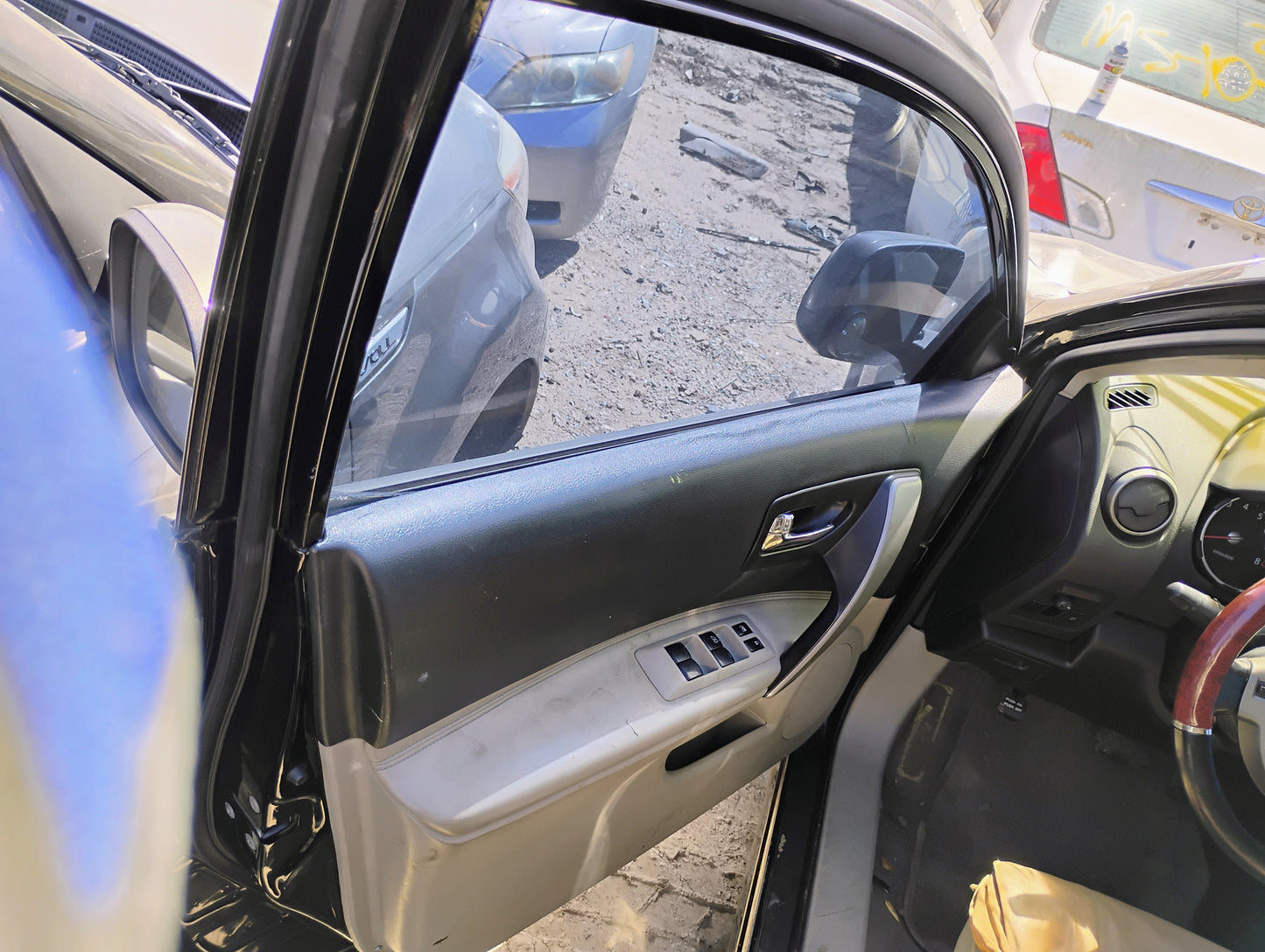 2010 Nissan Rogue - Stock #: M18703 - MP-13