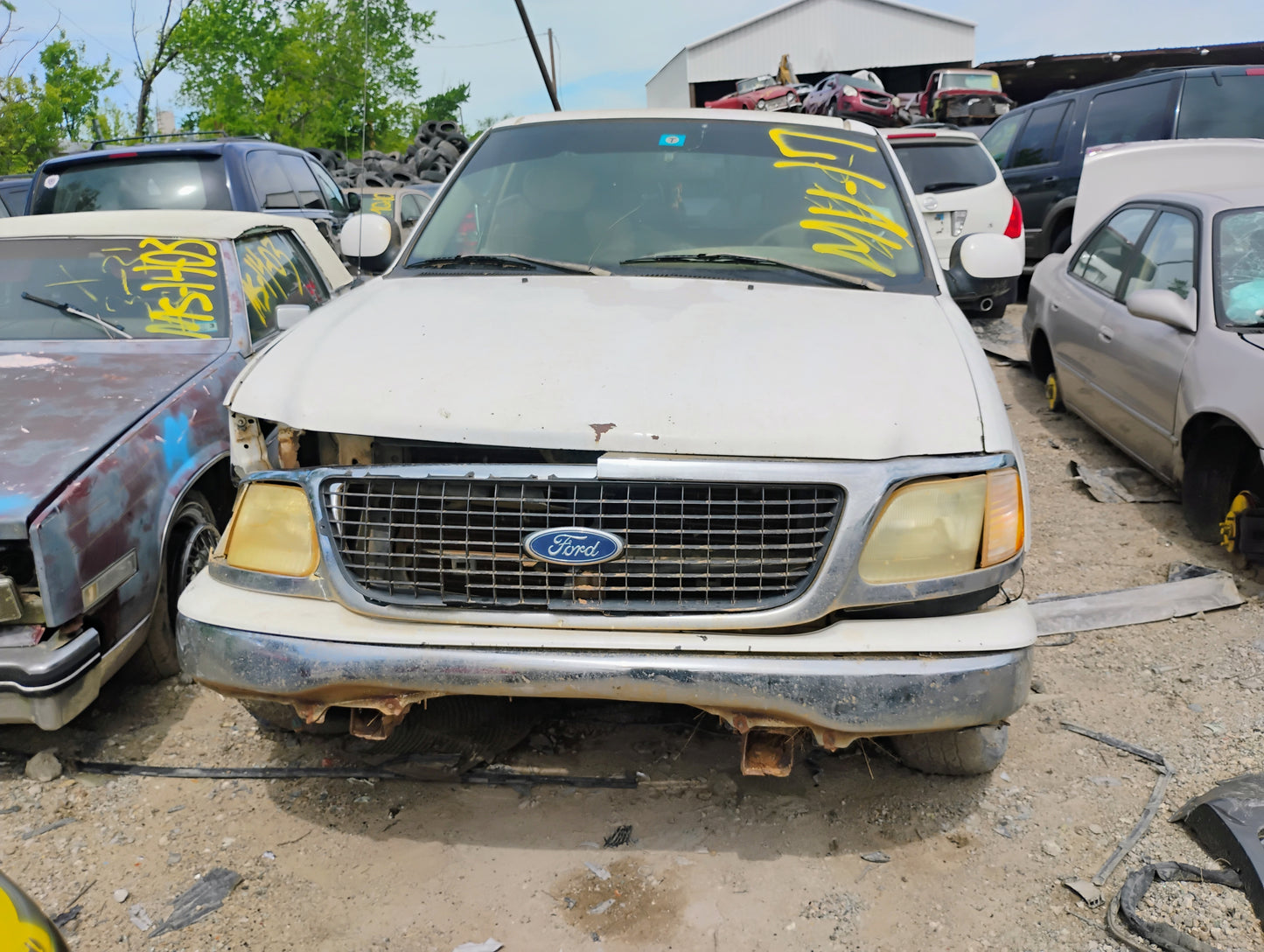 2001-2004 FORD F150- PARTING OUT- MV-17- # M18827