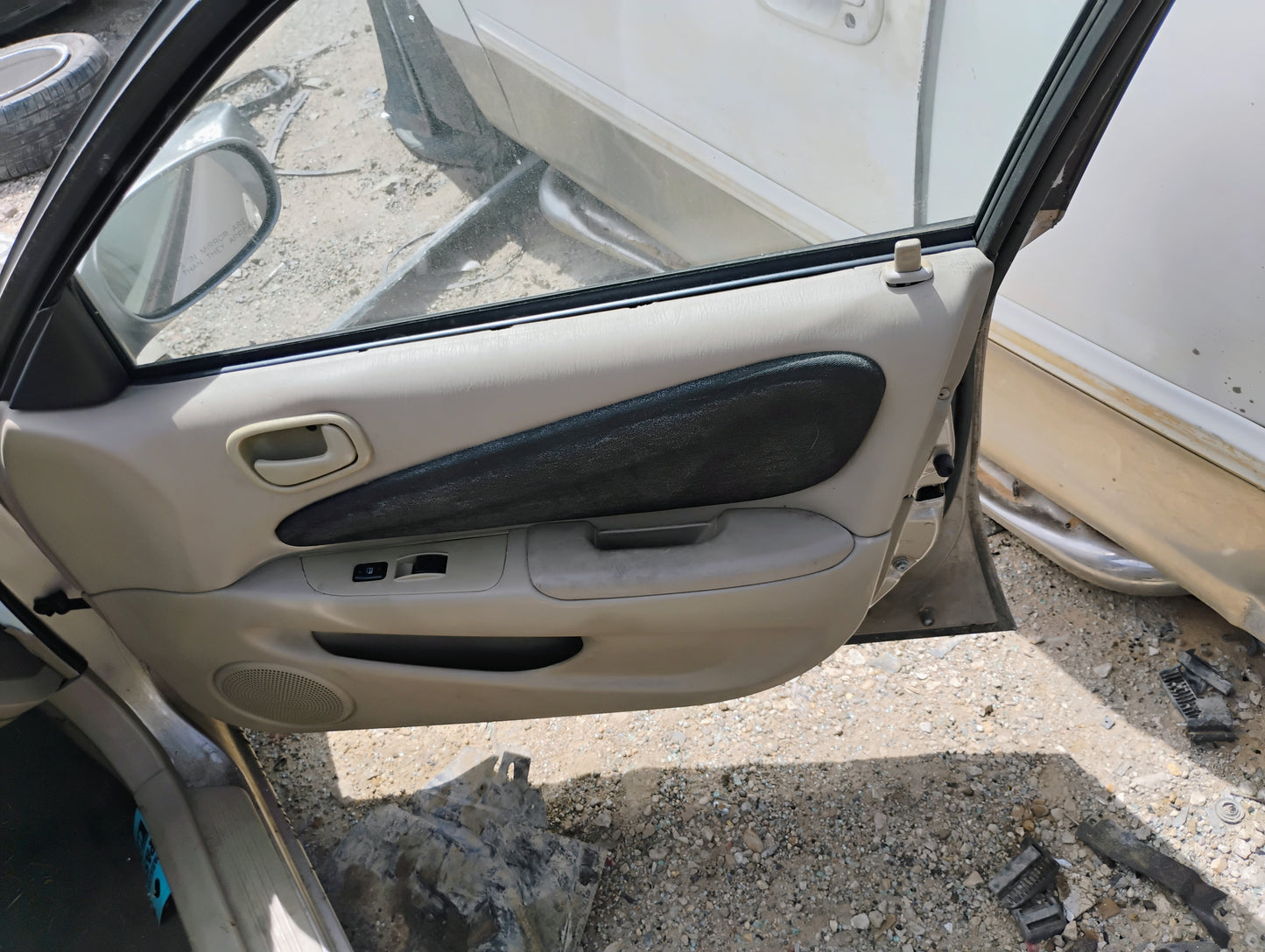 1998 - 2002 Toyota Corolla - Stock #: M18817 MV-17