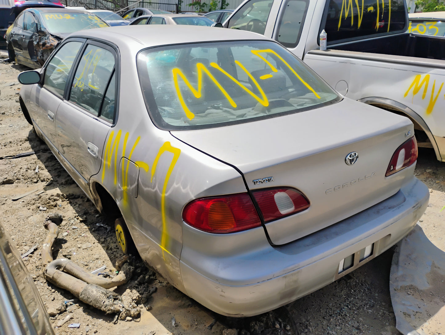 1998 - 2002 Toyota Corolla - Stock #: M18817 MV-17