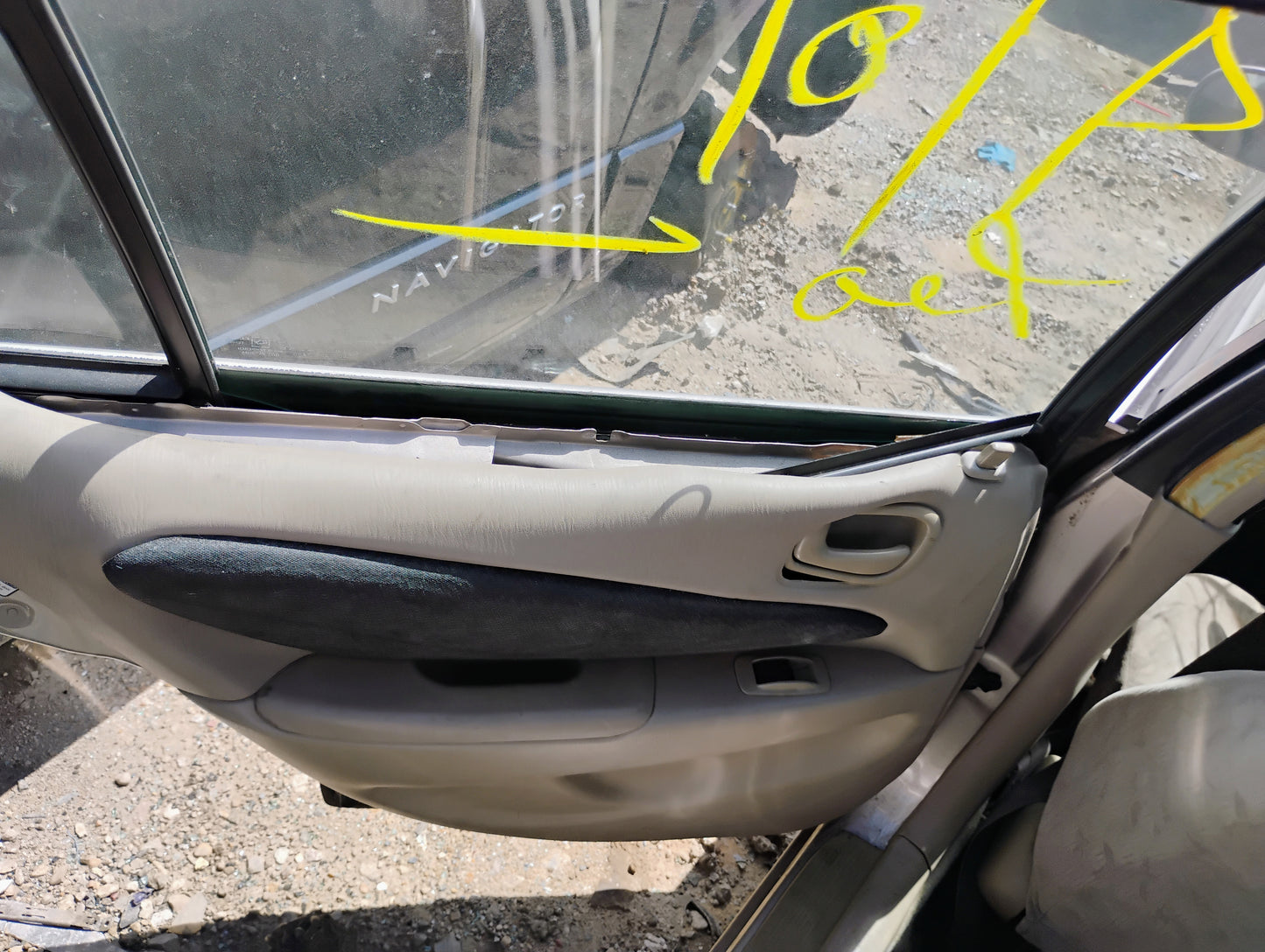 1998 - 2002 Toyota Corolla - Stock #: M18817 MV-17